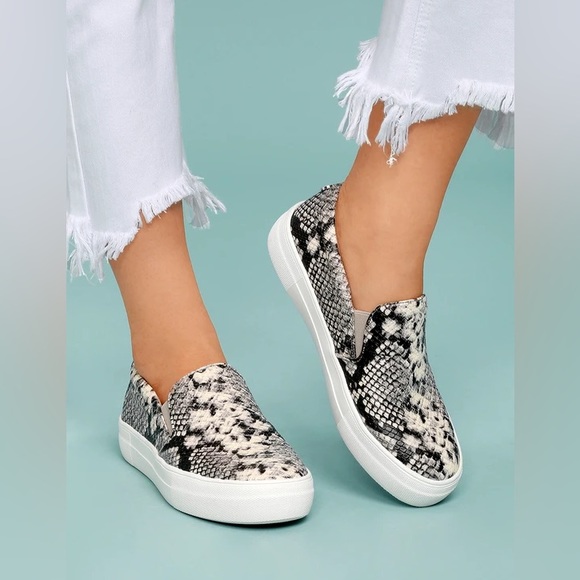 Steve Madden Snakeskin Slides - Picture 1 of 9